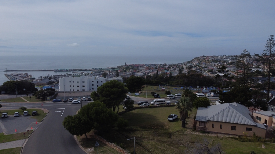 3 Bedroom Property for Sale in Mossel Bay Central Western Cape